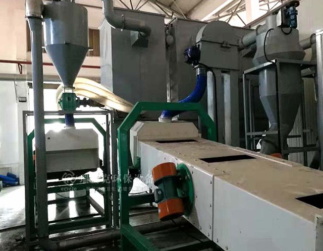 以報廢為推動 鋰電池回收設(shè)備的經(jīng)濟效益顯著